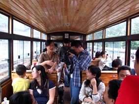 Hou Yimin's Images